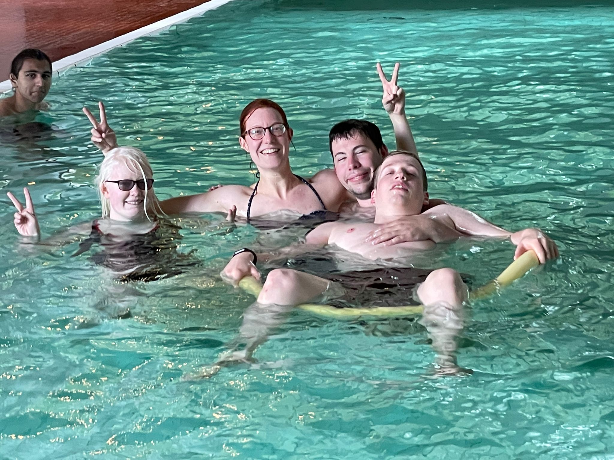 Foto Schwimmbad mit  5 Personen